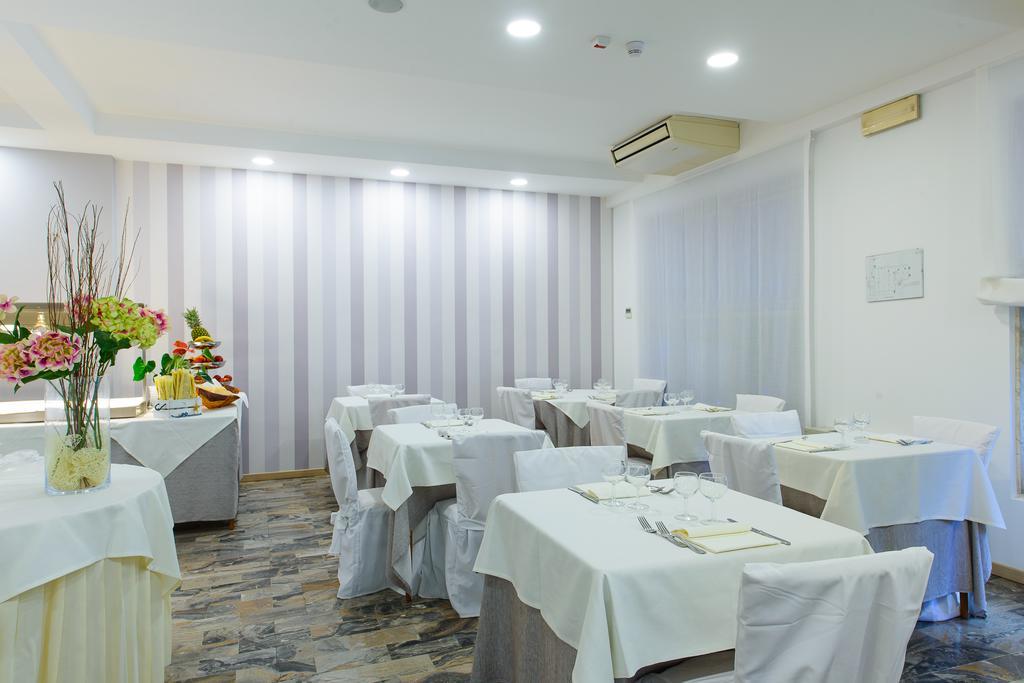 Hotel Falco 里乔内 外观 照片