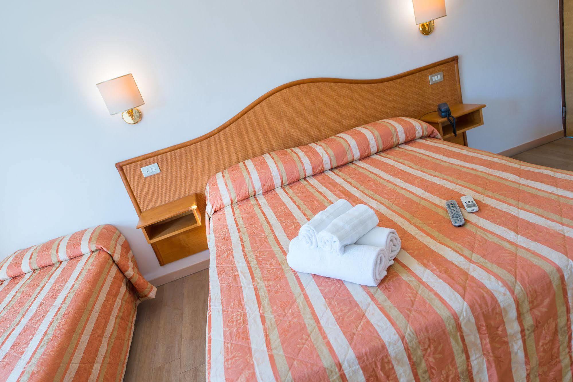 Hotel Falco 里乔内 外观 照片